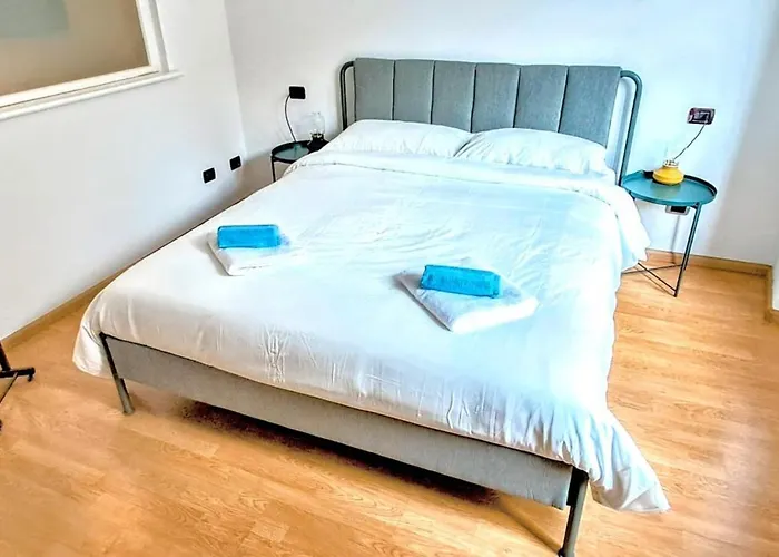 New Vintage 50s Iconic Design Flat - Center & Balcony Апартаменты *